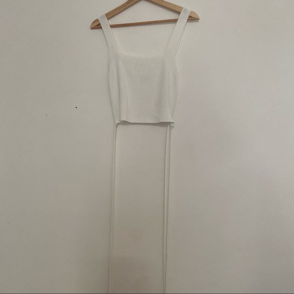 Urban Outfitters White Crop Wrap Tank Top Size M - Picture 3 of 4